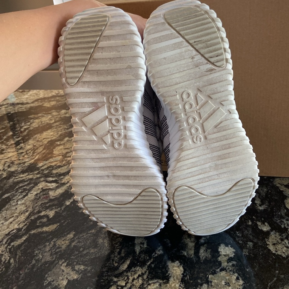 Adida’s Kaptir Sneaker - Picture 7 of 7